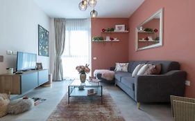 Cosy 1 Bedroom City Center